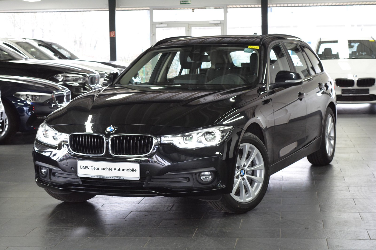 BMW 320d xDrive Advantage Touring/PANORAMA/LED/6d-TEMP