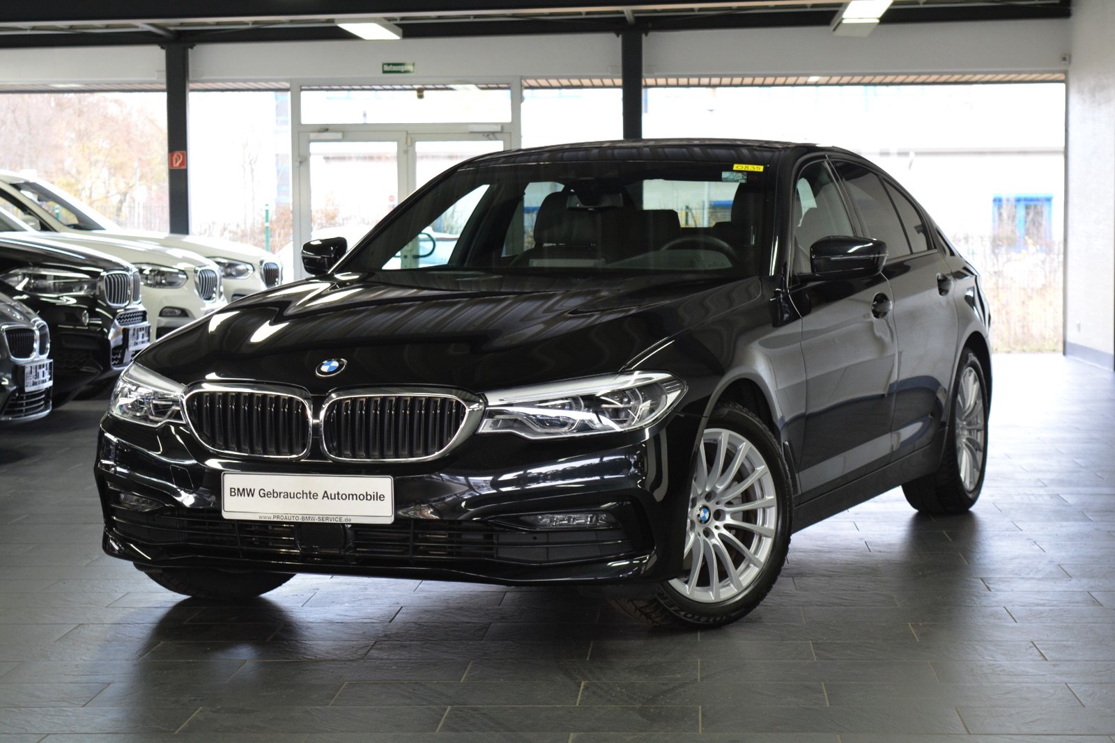 BMW 520d xDrive Sport Line HUD/MEMORY/6D-Temp