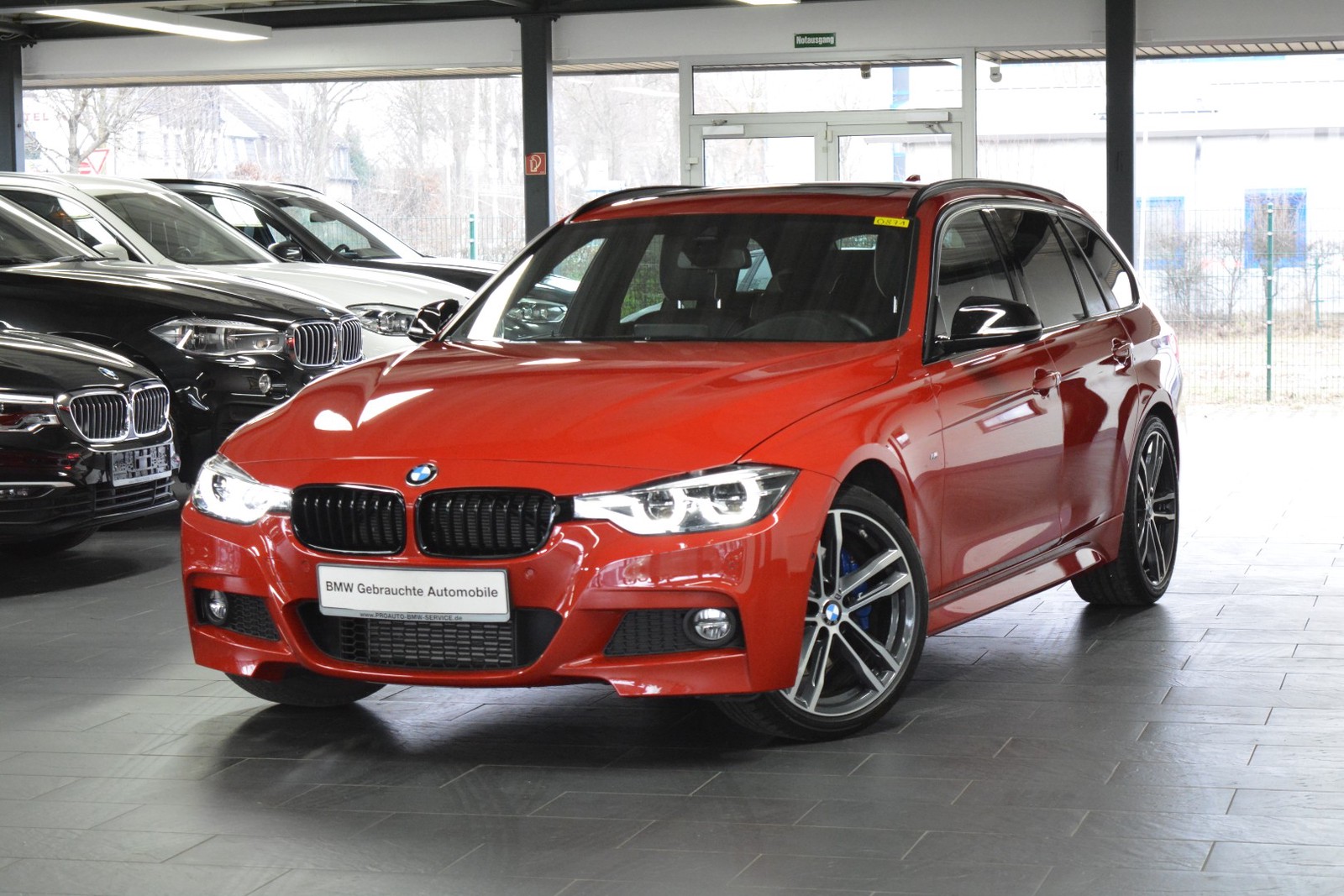BMW 318d Touring M SPORT EXKLUSIV-LEDER/ NP 70450