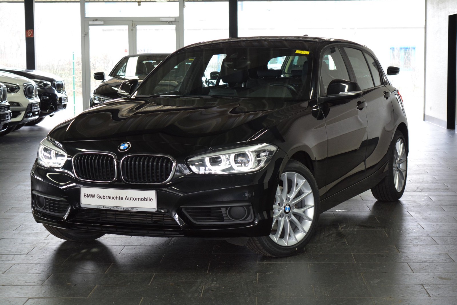 BMW 118d Aut. LED/NAVI/PARKASSIST/SPEED LIMIT/LEDER