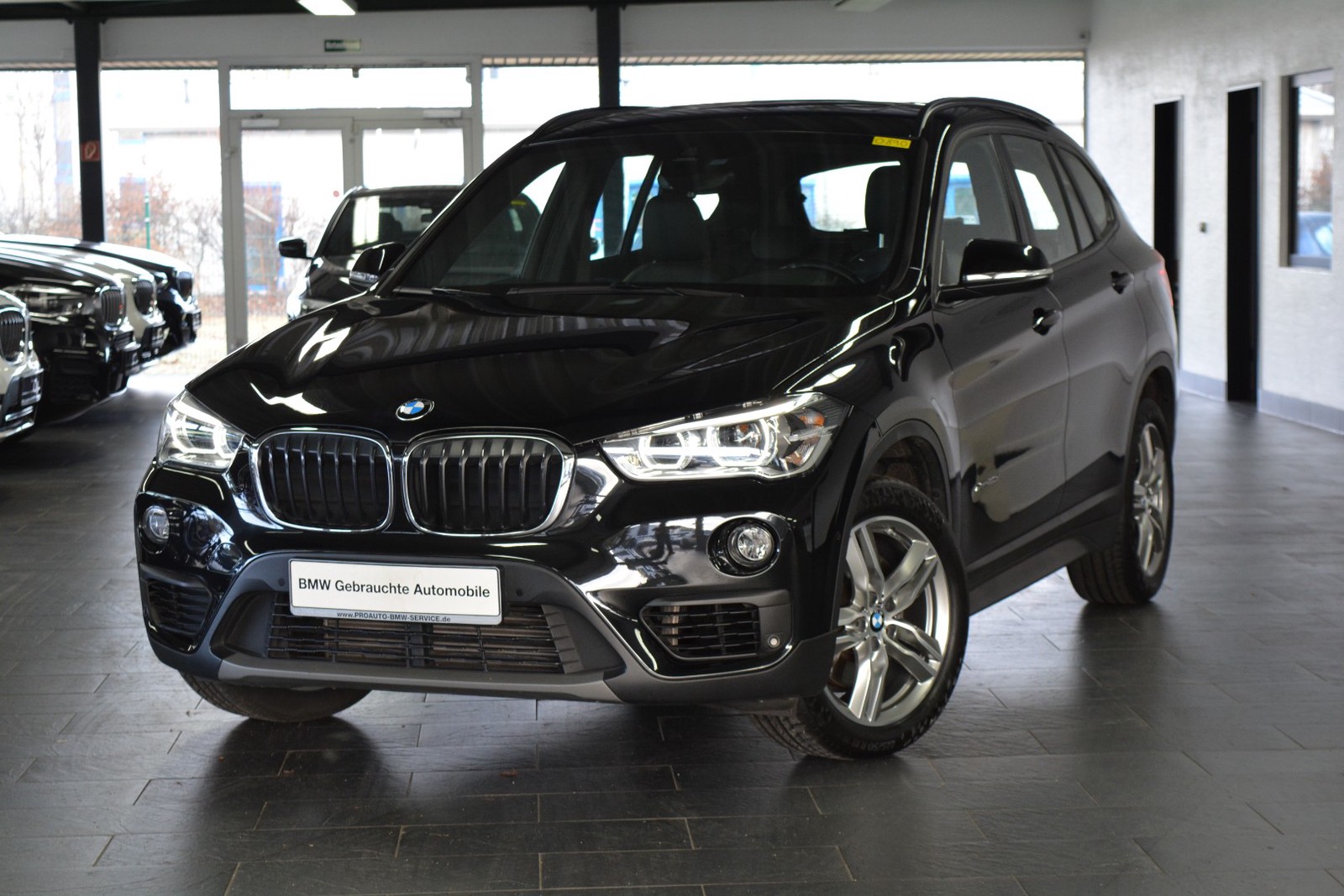 BMW X1 xDrive20d Advantage LEDER/PANORAMA/KOMFORTZUGANG