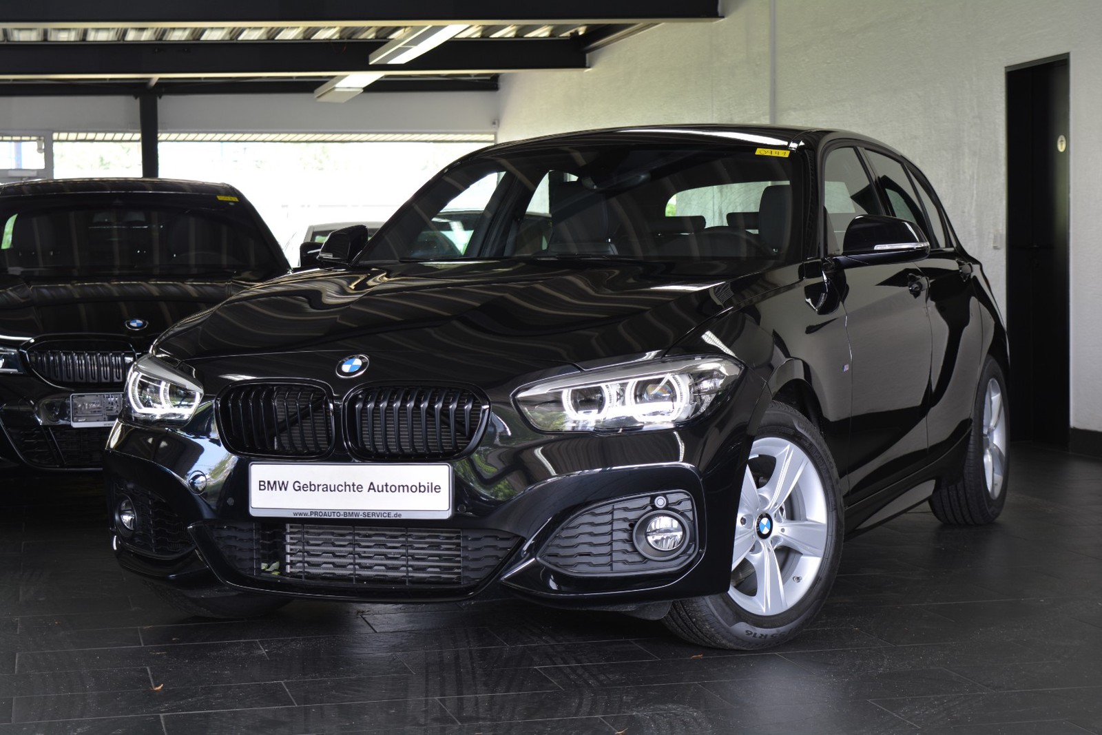 BMW 116i Edition M Sport Shadow Limousine/LEDER/Navi/LED