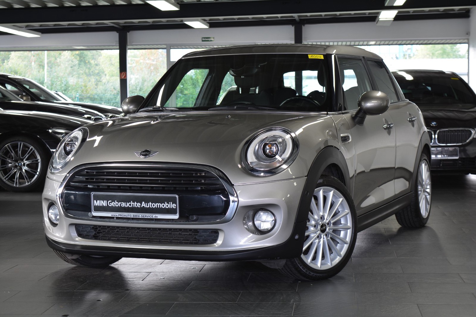 MINI Cooper LED/NAVI/CHILLI-PAKET