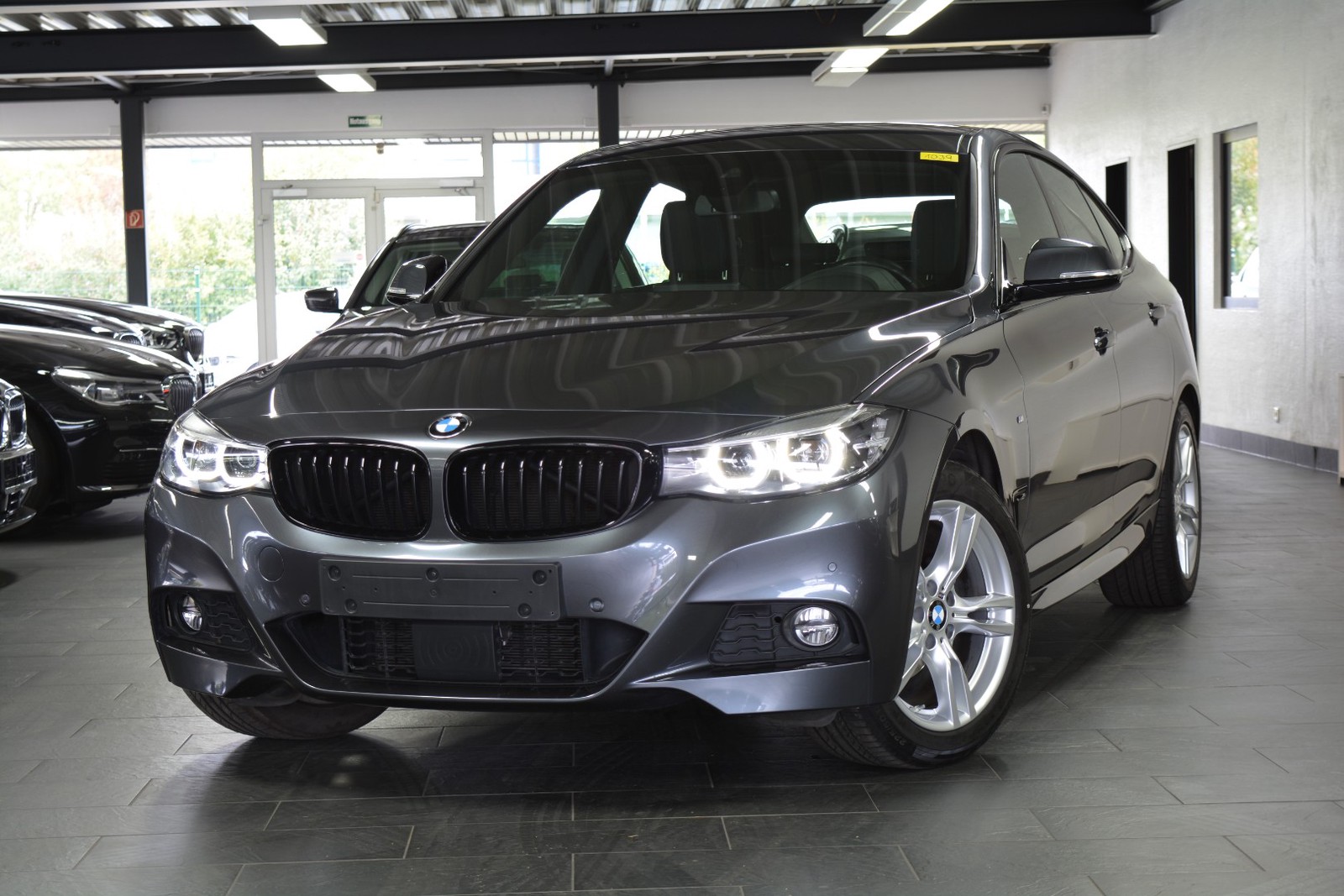 BMW 320i xDrive Gran Turismo M SPORT LED/NAVIPROF/ACC