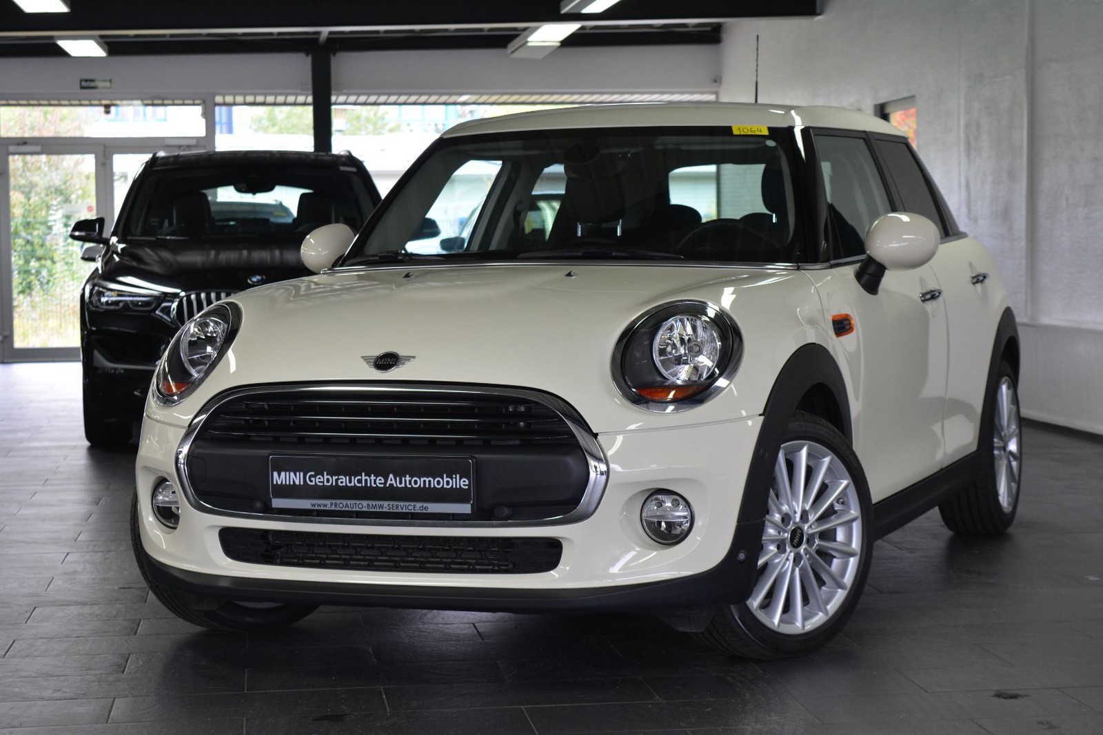 MINI Mini One NAVI/PDC VO + HI/SITZHEIZUNG/TEMPOMAT