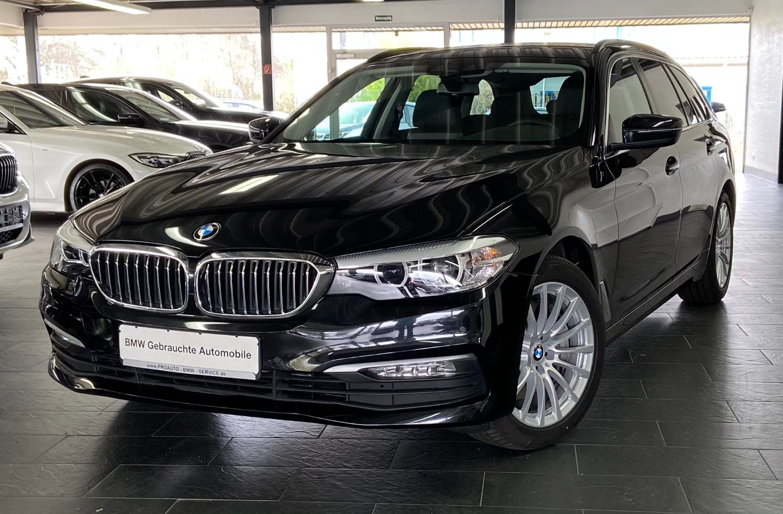 BMW 540 d xDrive Touring/LEDER/HuD/RFK