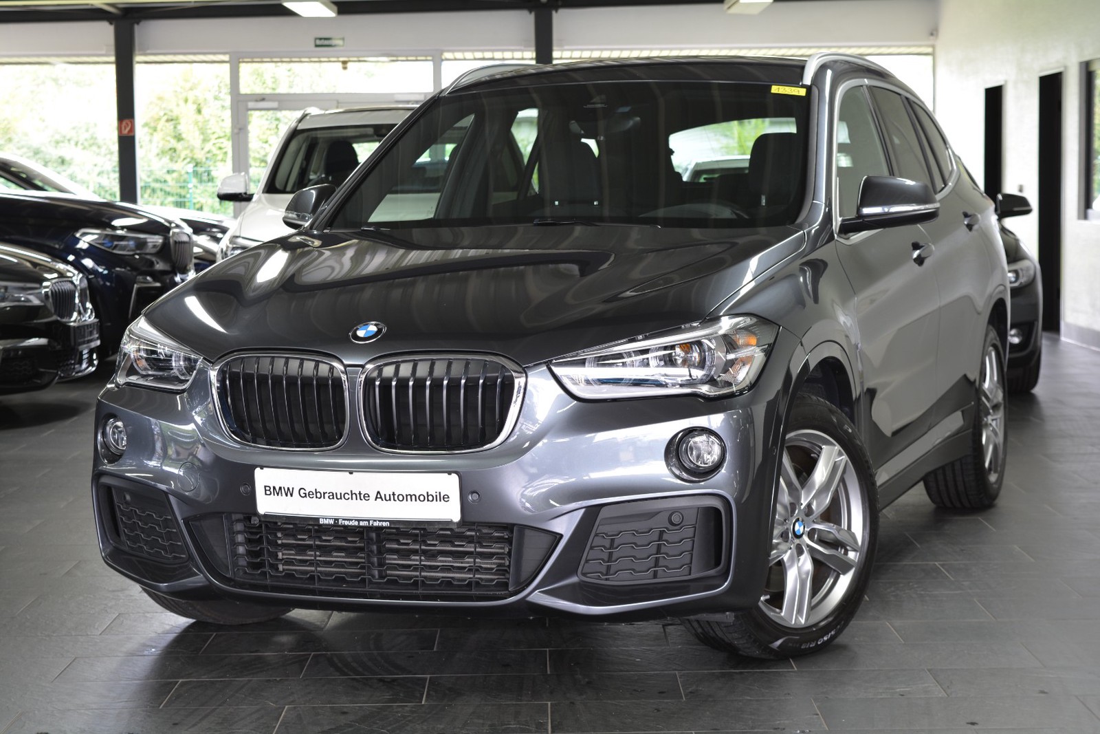 BMW X1 xDrive 20 d M Sport HEAD-UP/LED/NAVI PROF/KAMERA