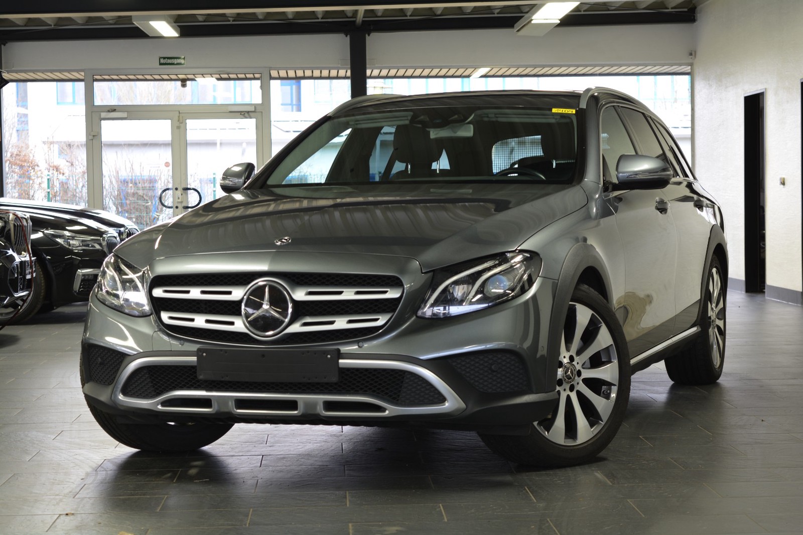 Mercedes-Benz E 220 d T 4Matic All-Terrain 9G-Tronic Avantgarde AHK/LED/NAVI/KAMERA/STANDHEIZUNG