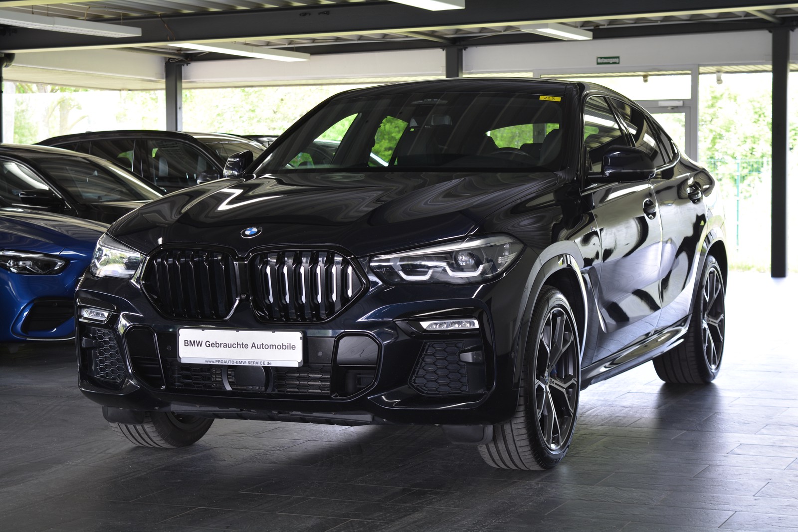 BMW X6 xDrive 30 d M Sport AHK/HEAD-UP/PANORAMA/STANDHEIZUNG