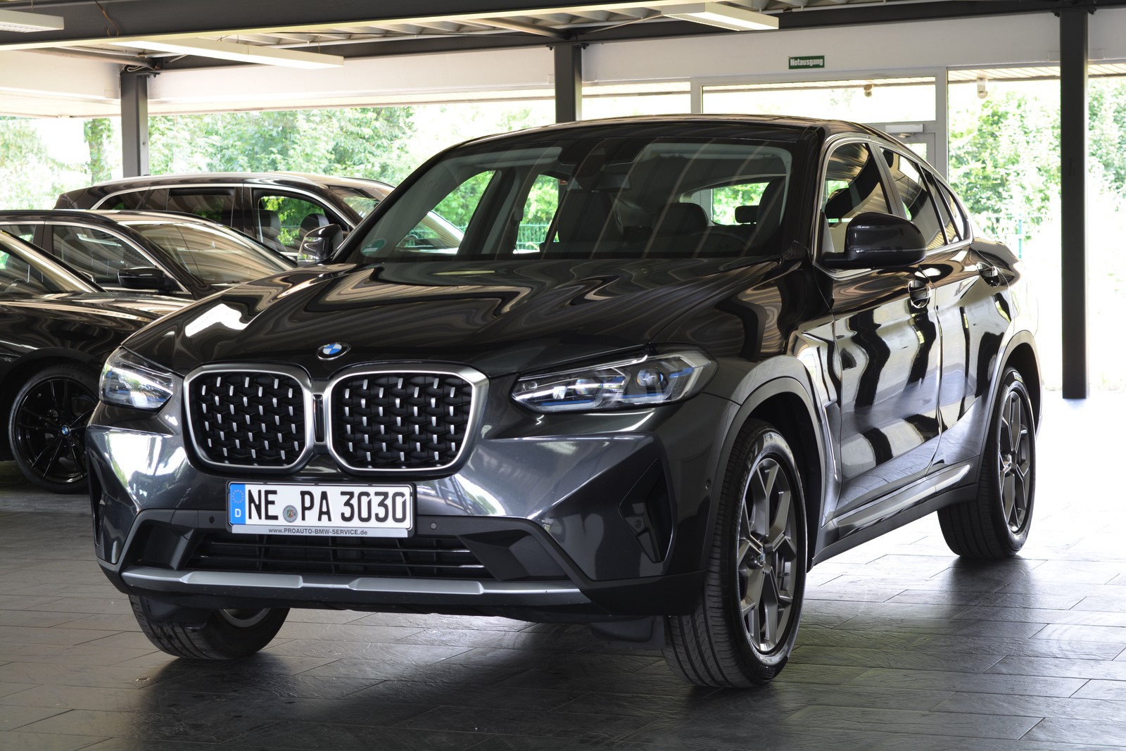 BMW X4 xDrive 30d AHK/HEAD-UP/LASER/PANORAMA