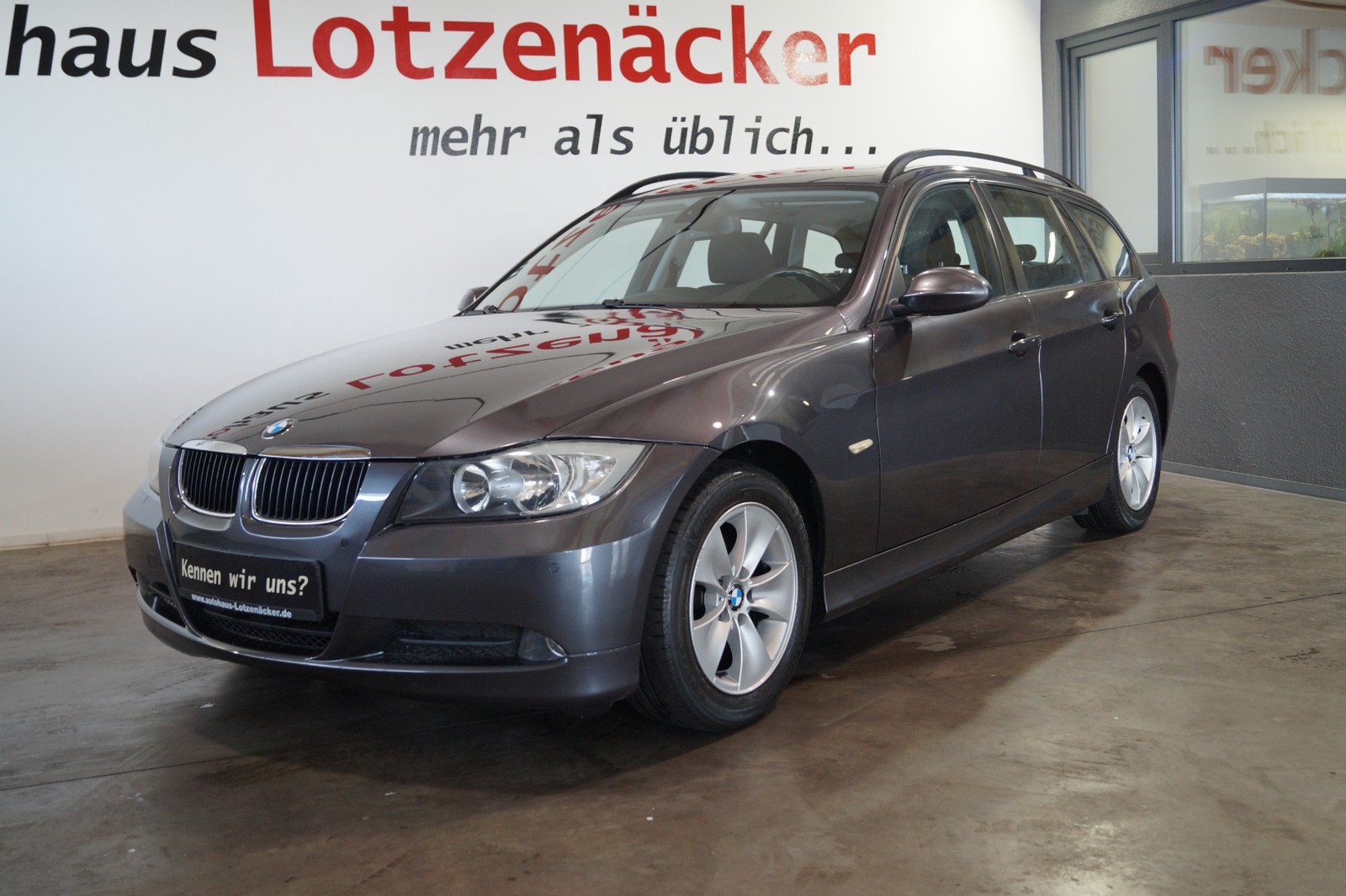BMW 320i TOURING,PANO,NAVI,PDC,SHZ,KLIMAAUTOMATIK