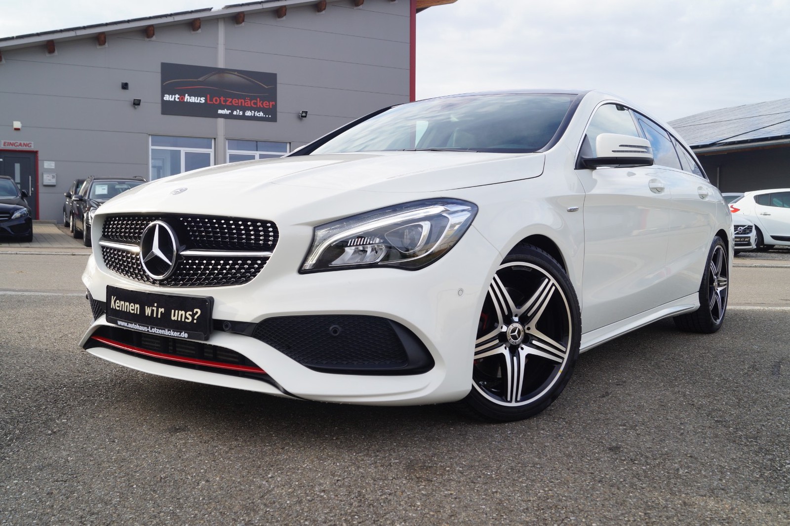 Mercedes-Benz CLA 250 Sport 4Matic AMG+ PANO LED AMG-AUSPUFF