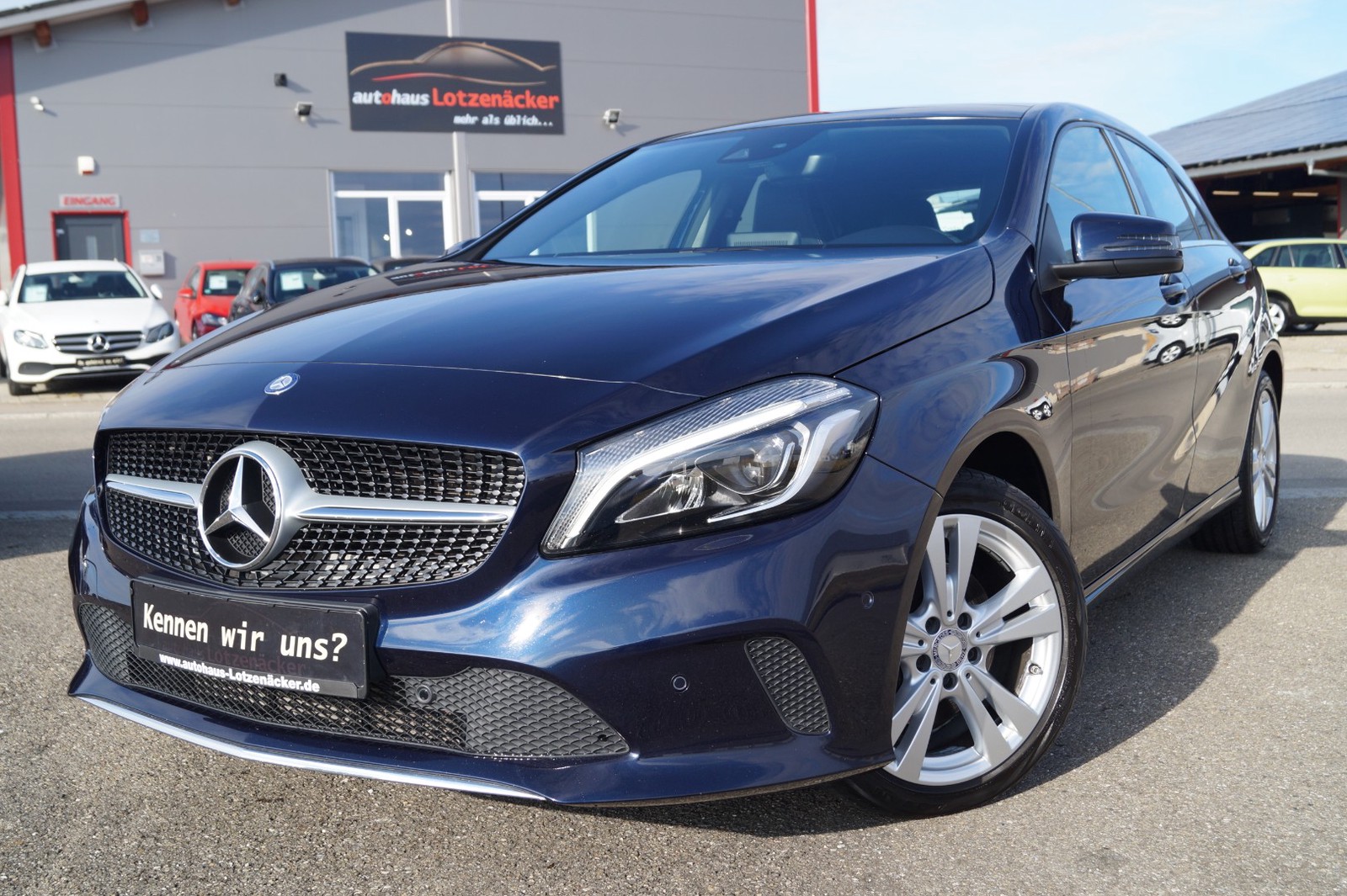 Mercedes-Benz A 200 BlueEfficiency PANO TEMPOMAT S-HEFT LED