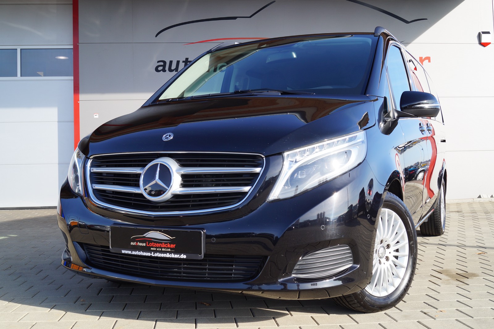 Mercedes-Benz V 250 BlueTec Lang 7G-Tronic Edition Distronic