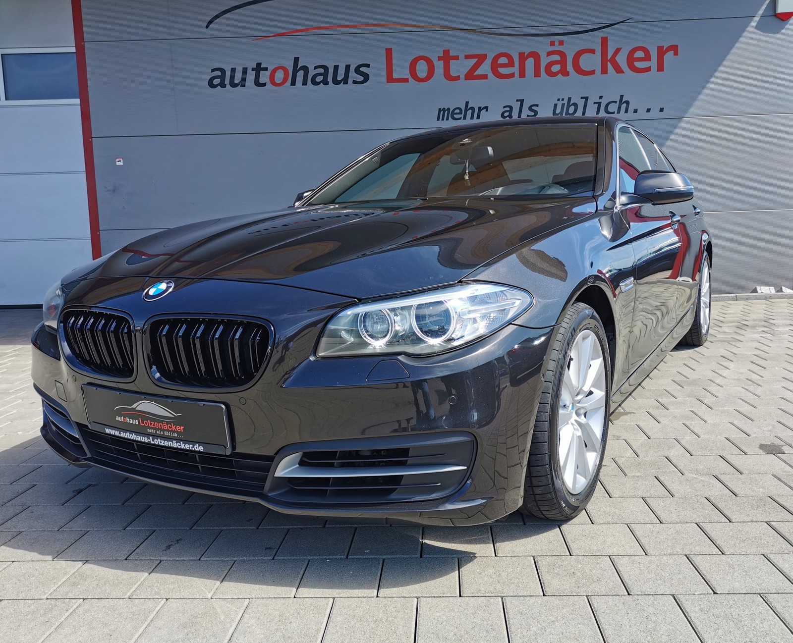 BMW 530d xDrive /HEAD-UP/KAMERA/H&K/ACC/KEYLES/STANDHEIZUNG