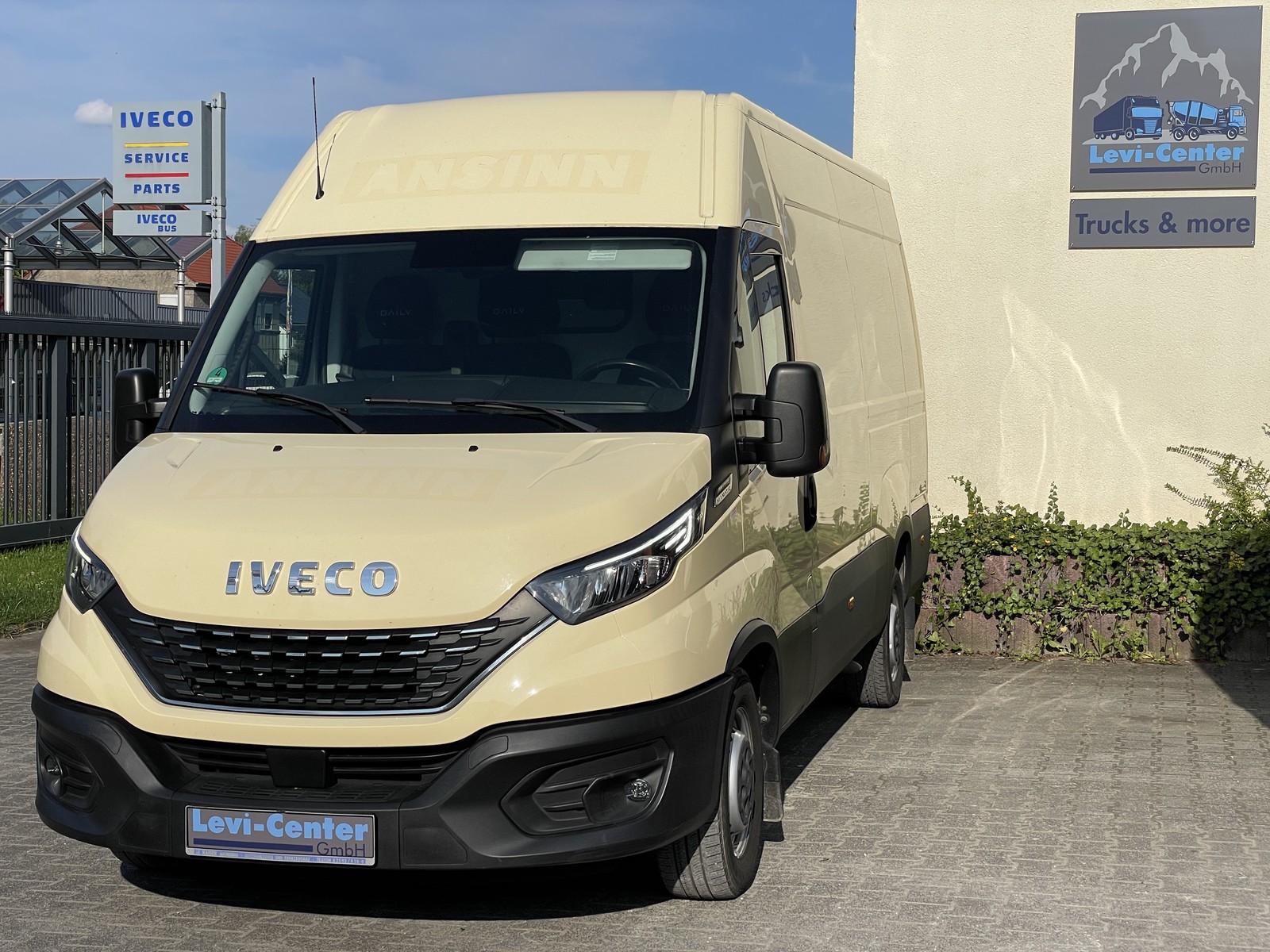Iveco Daily 35S14 L3H2 Rads3520 LED Hi-Mat AHK Service