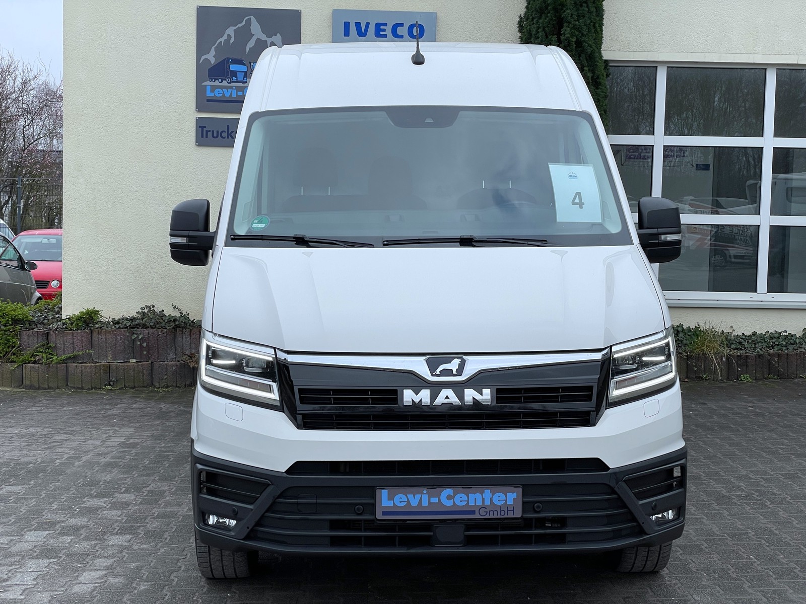 MAN TGE 3.180 L3H2 LED Standh 1-Hand Regale Bott TOP