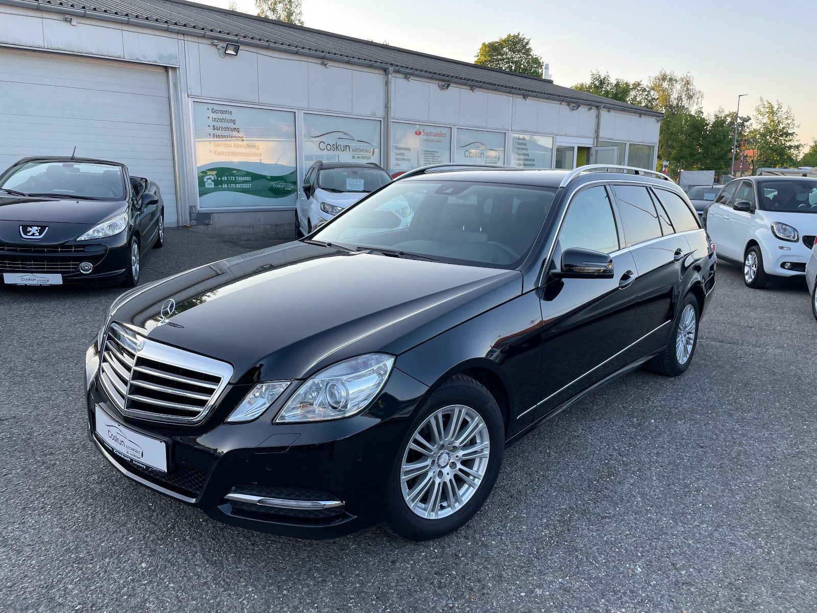 Mercedes-Benz E200 CDI T AVANTGARDE*NAVI*LEDER*AHK*TOP*