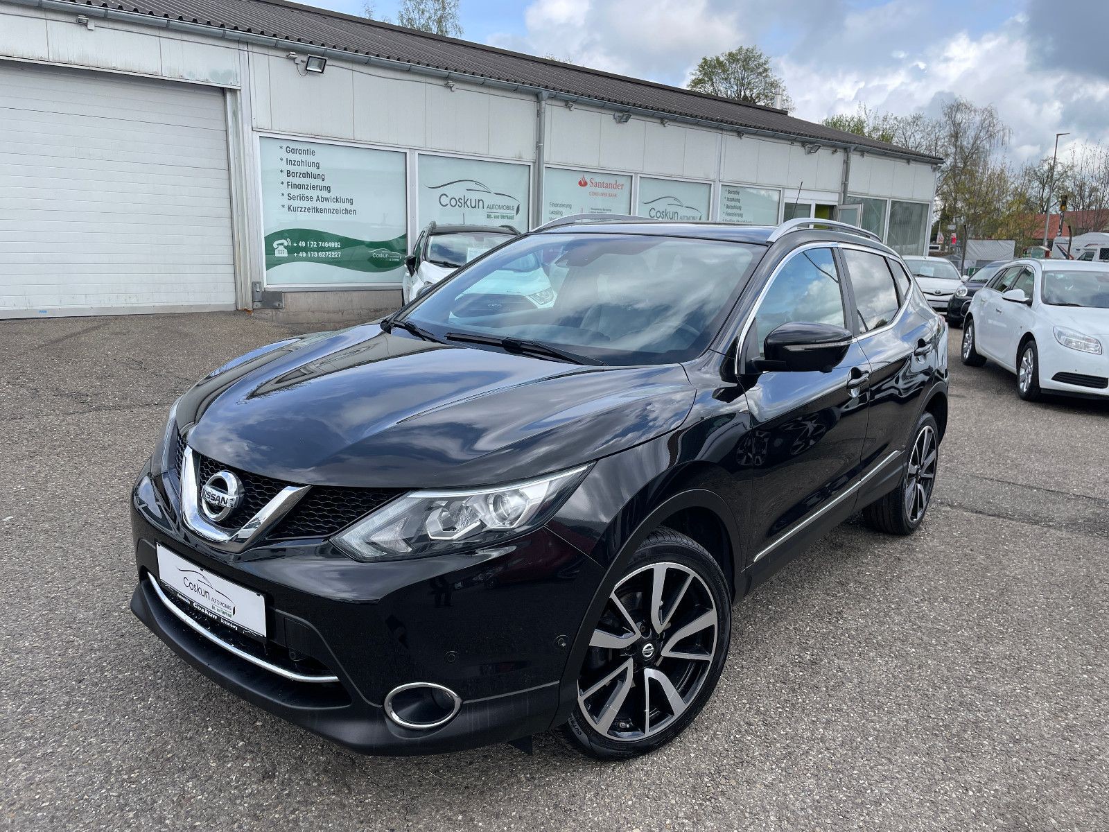 Nissan Qashqai 1.6 dCi 4x4*360°*PANO*KLIMA*KEY GO*TOP*