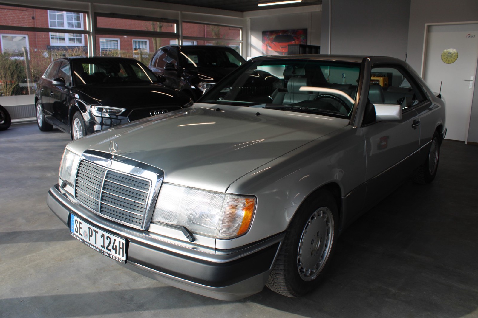 Mercedes-Benz CE 230 AUTOMATIK SITZHEIZUNG SCHIEBEDACH