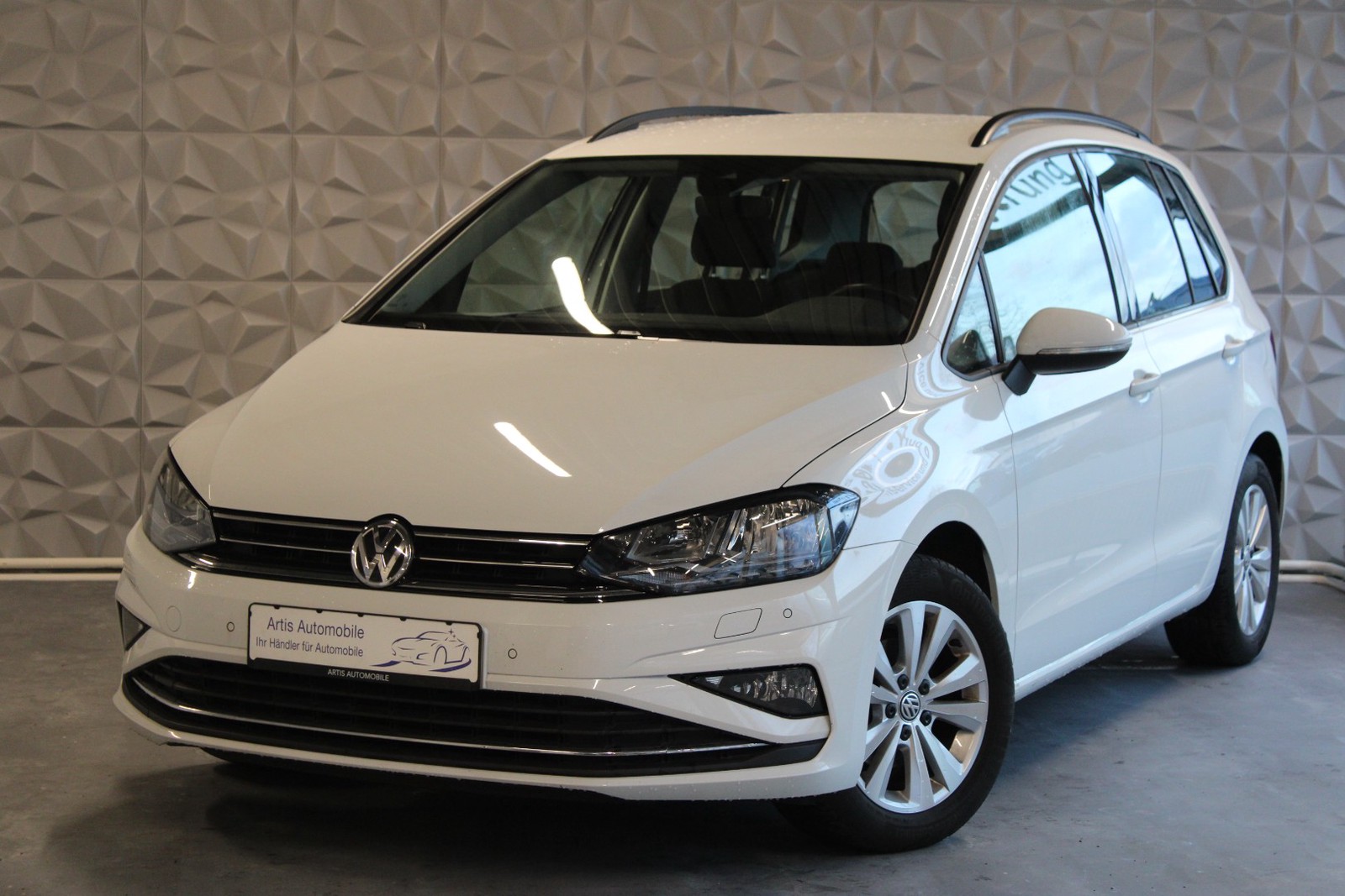 Volkswagen Golf 1.0TSI Sportsvan Comfortline NAVI KAMERA
