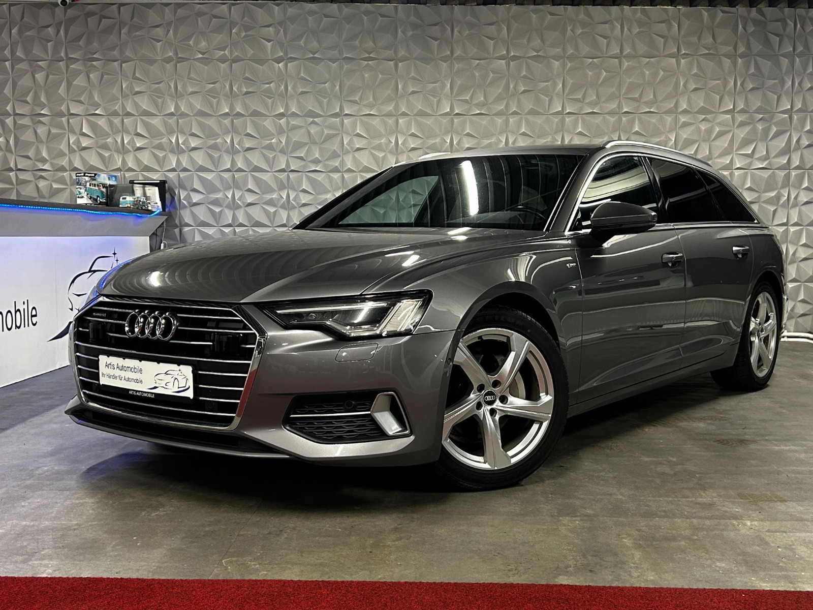 Audi A6 Avant 40 TDI quattro S-Line*AHK*Standheizung