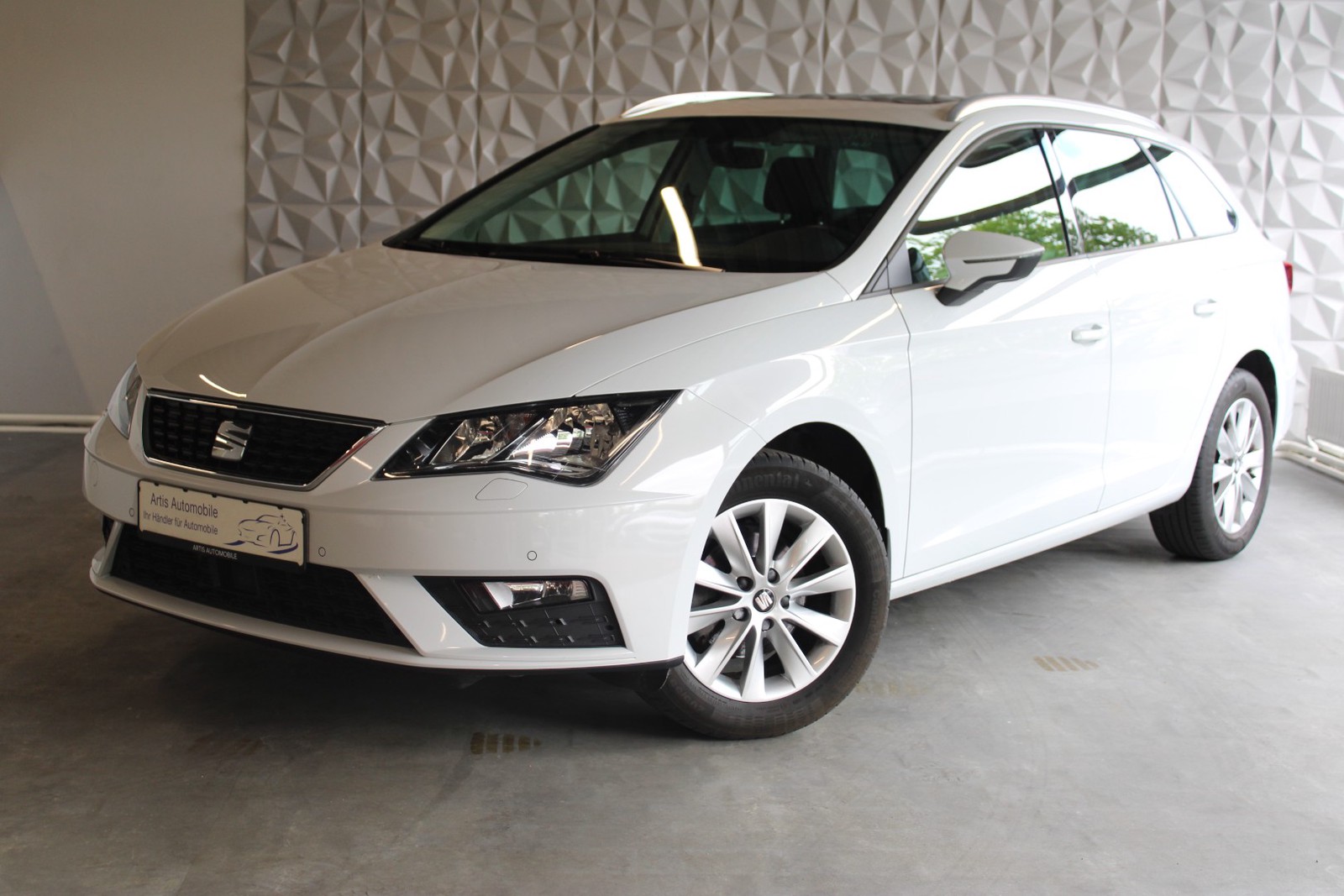 Seat Leon ST PANORAMA CARPLAY-NAVI KAMERA