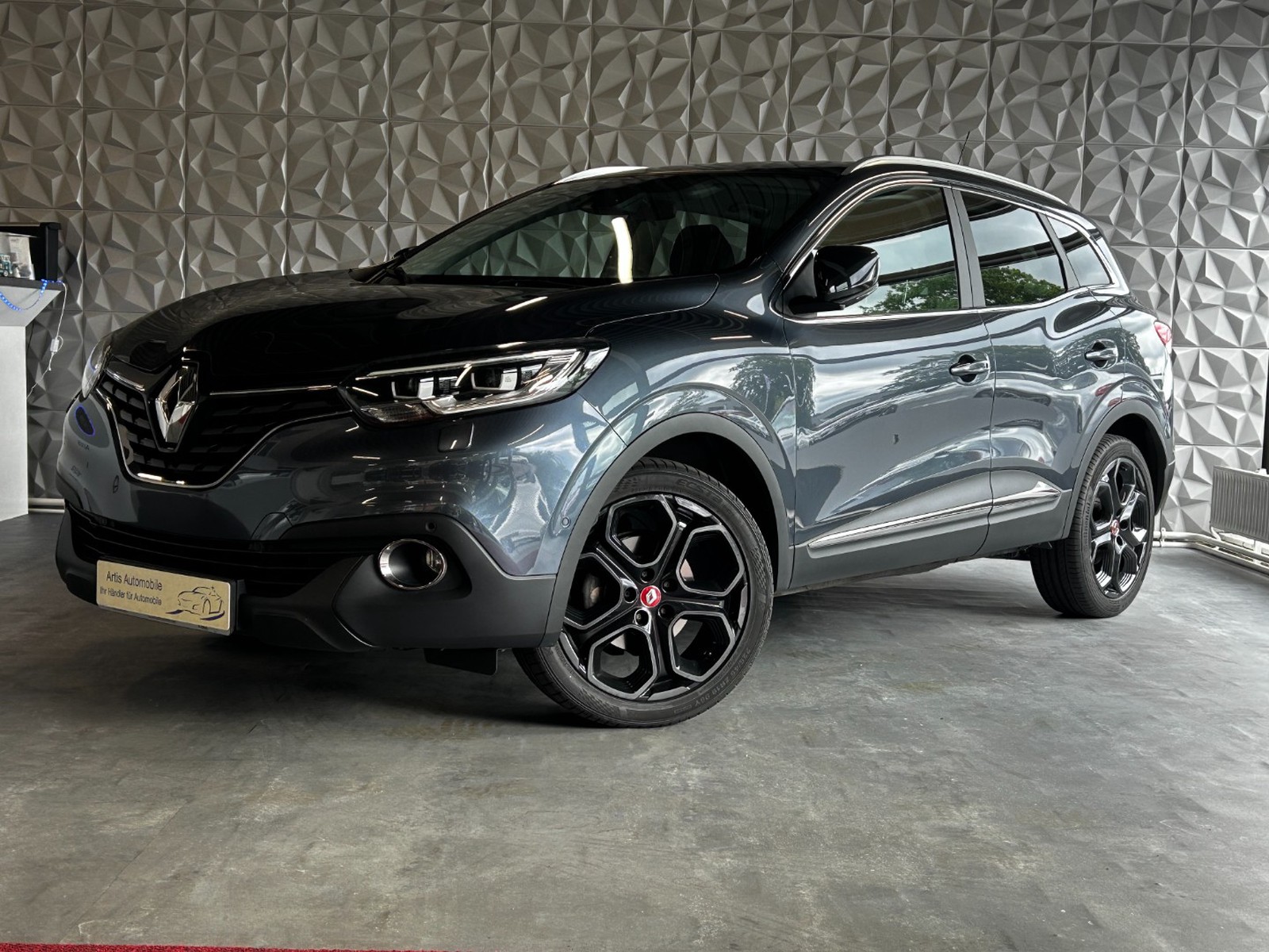 Renault Kadjar Crossborder ANHÄNGERKUPPLUNG KAMERA BOSE