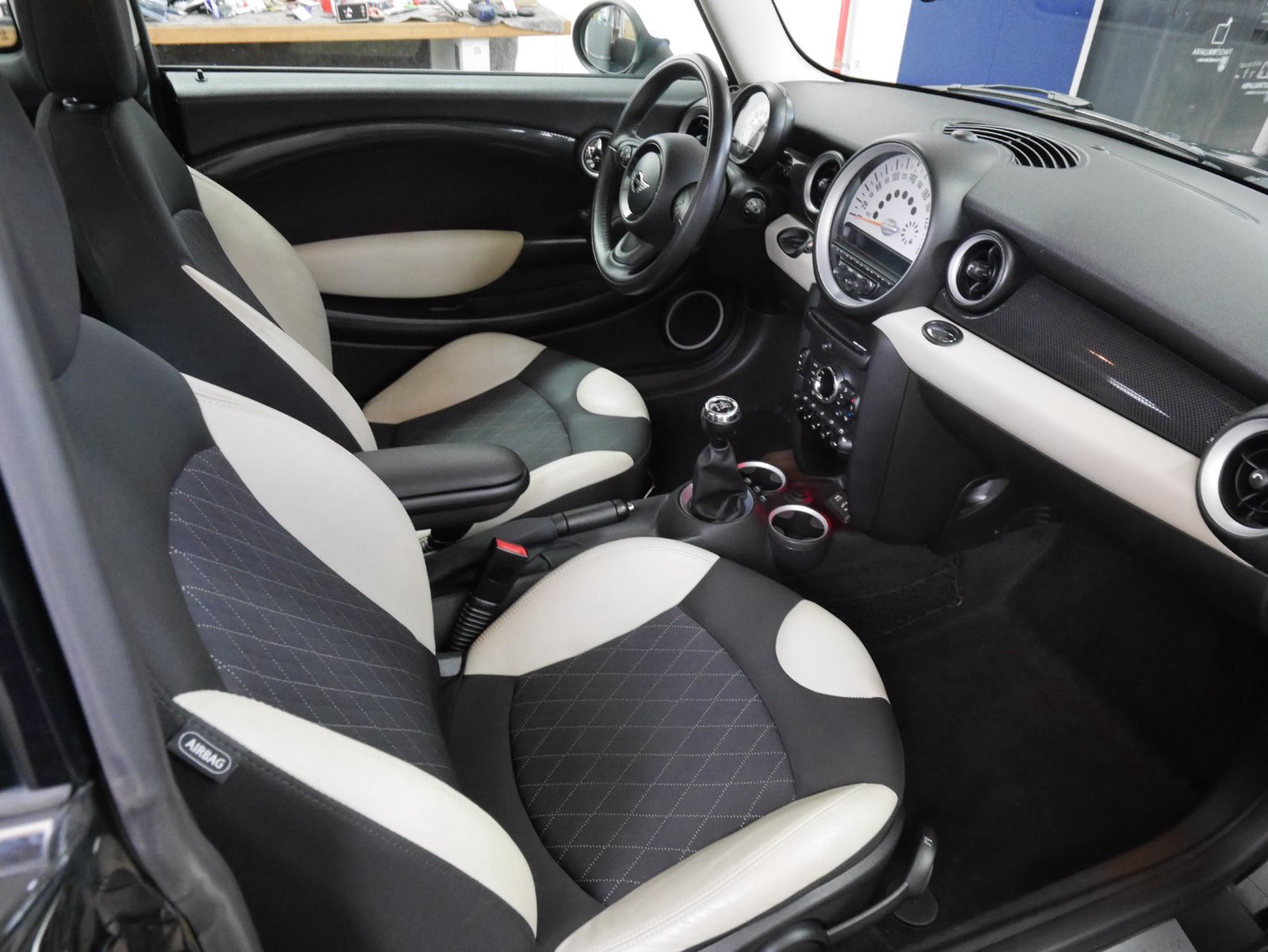 MINI Mini Cooper S sehr gepflegt, incl.1 J. GARANTIE