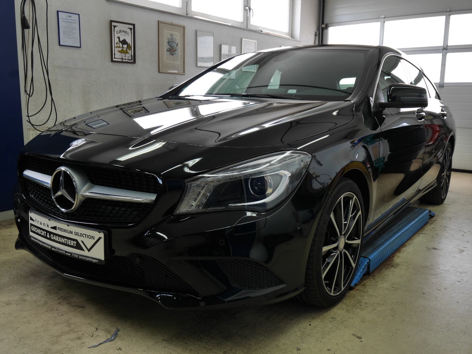 Mercedes-Benz CLA 200 Shooting Brake Urban 1 HAND 1 J.GARANTIE