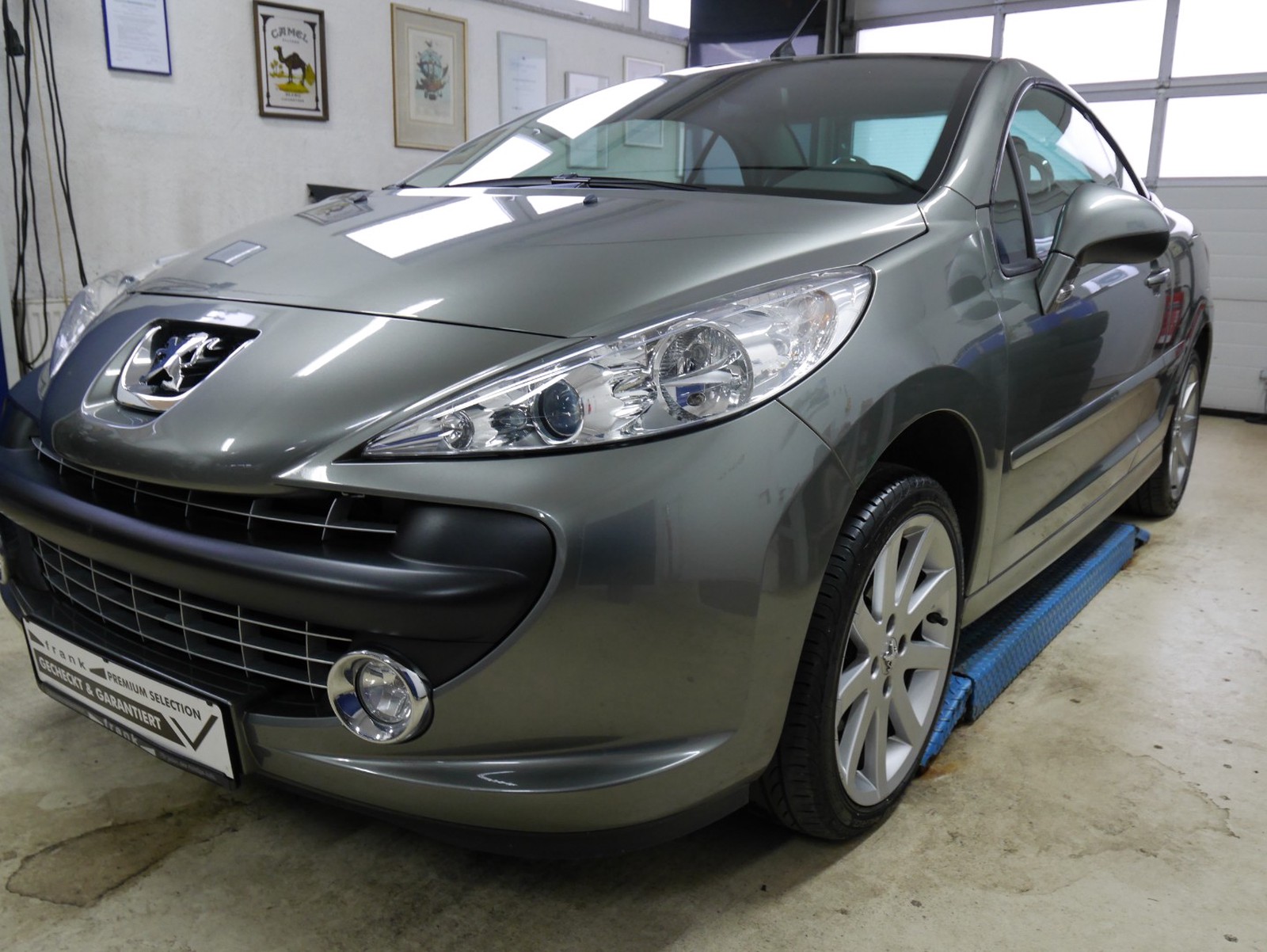 Peugeot 207 CC Roland Garros SEHR GEPFLEGT, 1J.GARANTIE