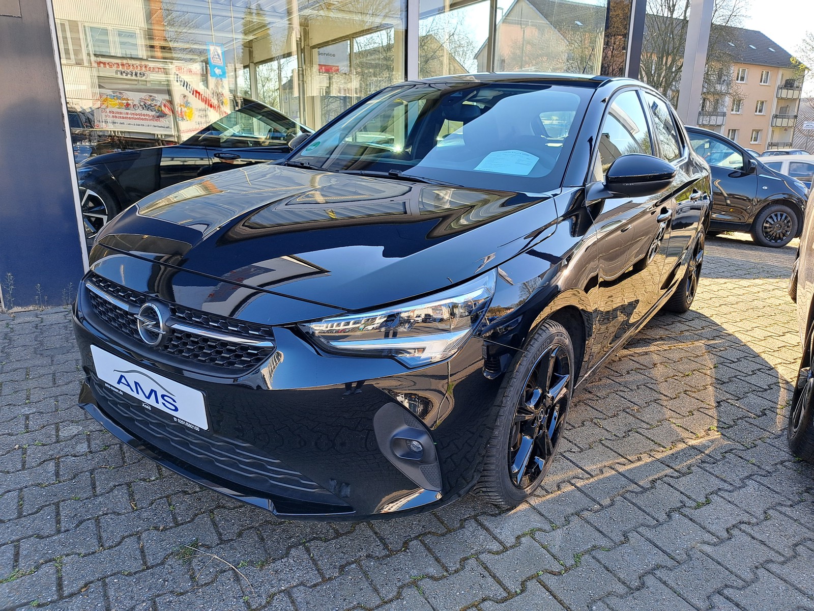 Opel Corsa Elegance+AT+1.Hand+Allwetter+Navi