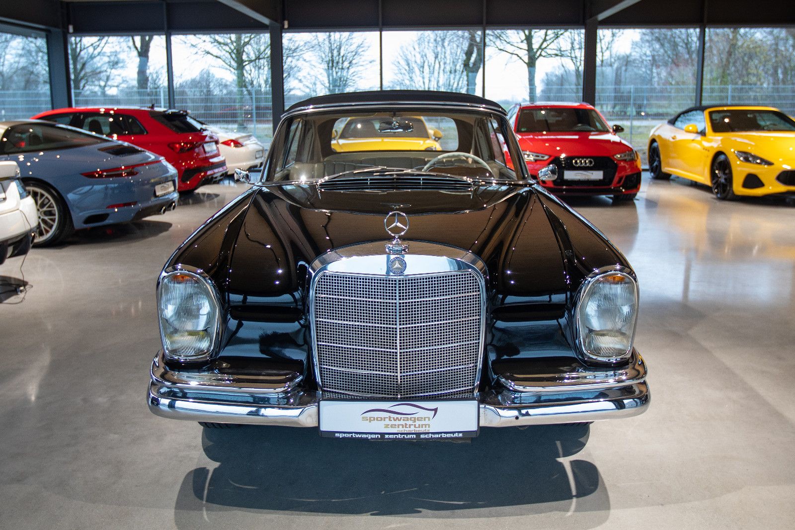 Mercedes-Benz 220 SE Cabrio SEHR GEPFL. Motor neu überh. 0km