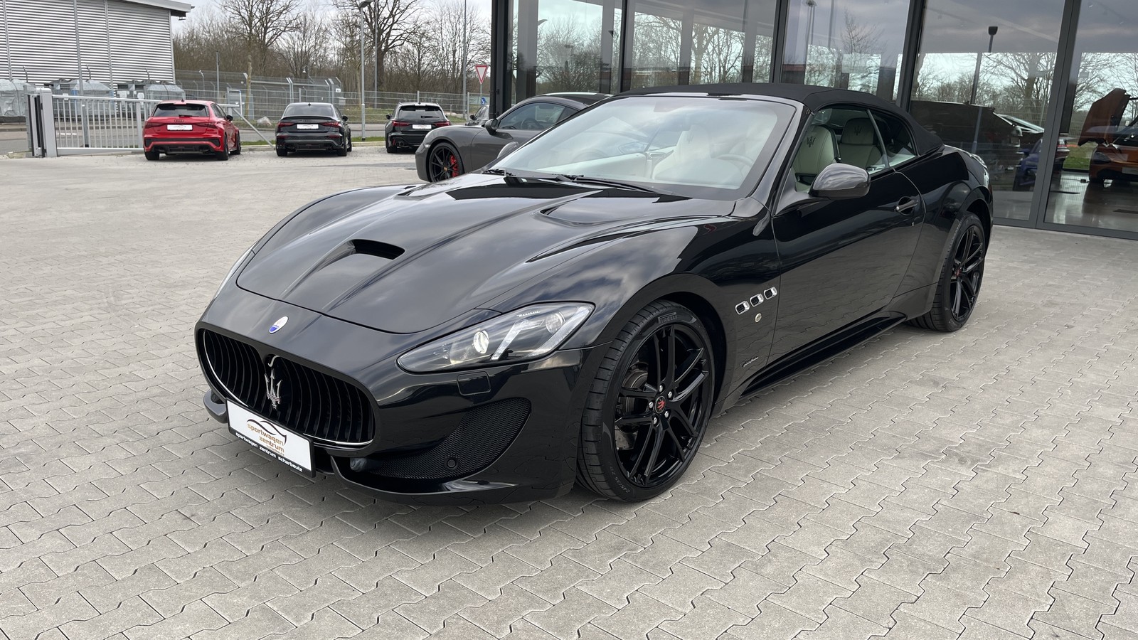 Maserati Gran Cabrio Sport "Edition one of 400" 1.Hand
