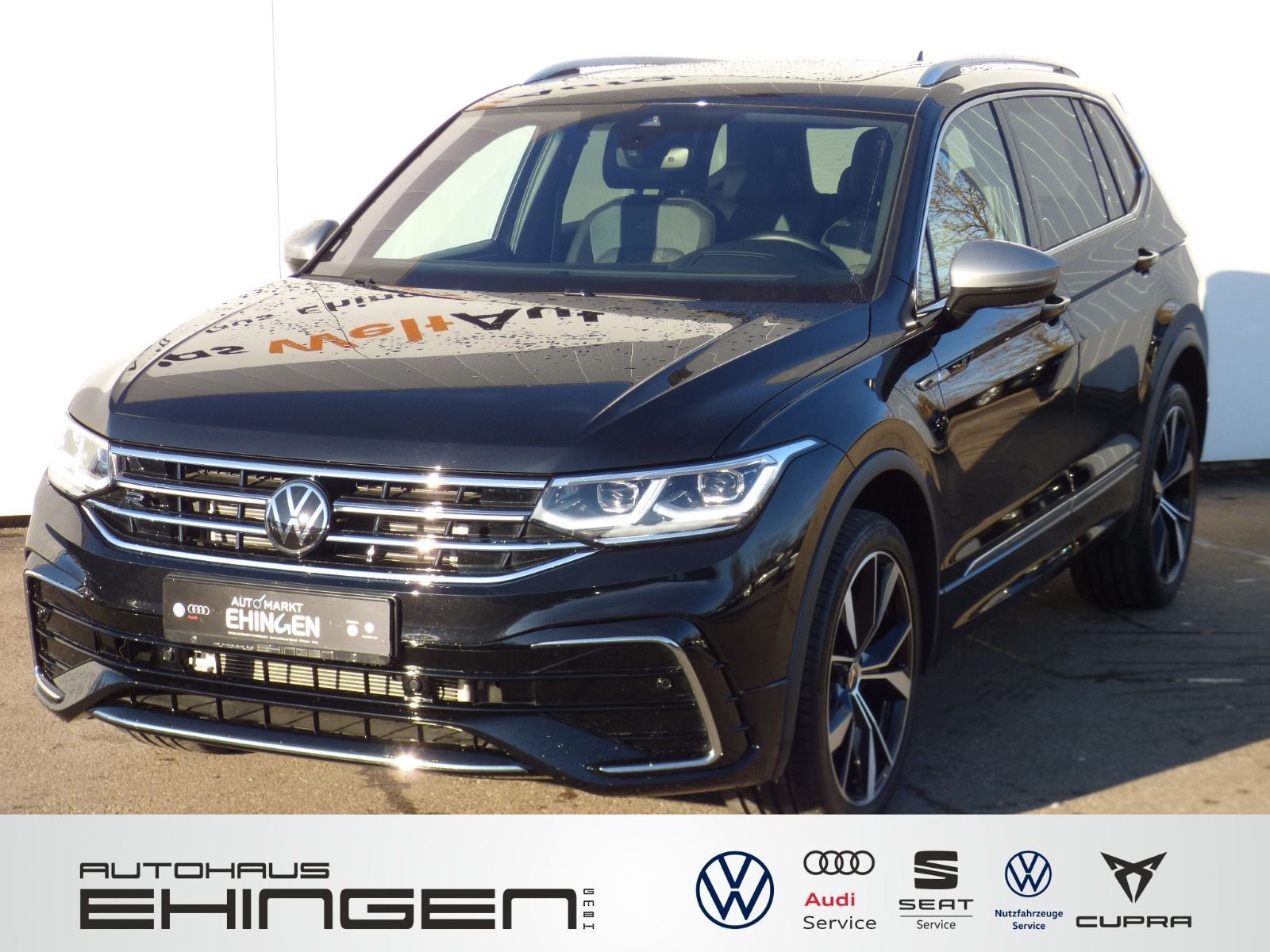 Volkswagen Tiguan Allspace R-Line Panorama 7 Sitze AHK Matrix ACC Navi Kamera