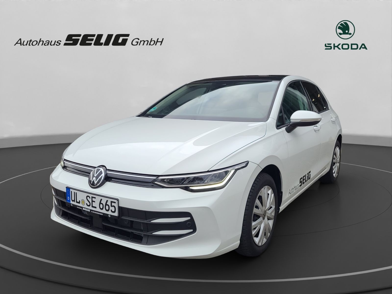 Volkswagen Golf VIII 8 Life 1.5 TSI Panorama LED ACC