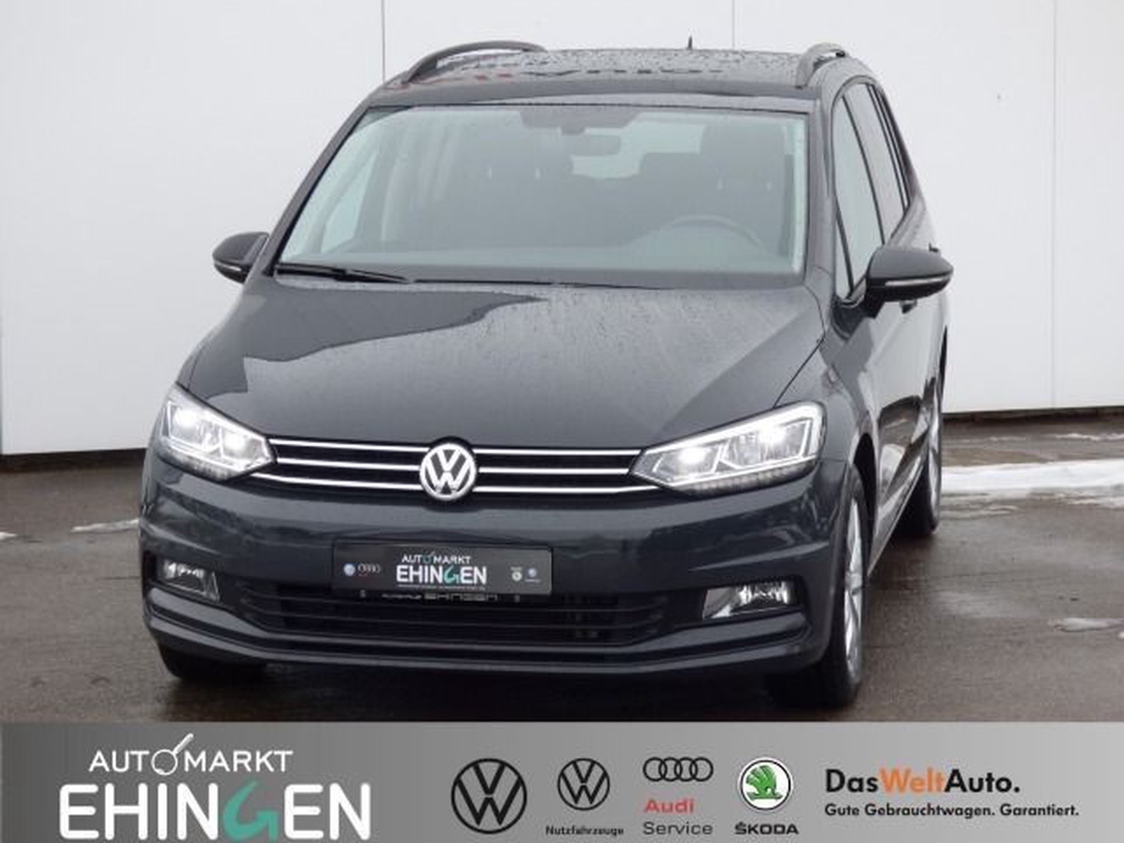 Volkswagen Touran Comfortline 2.0 TDI LED ACC AHK Navi