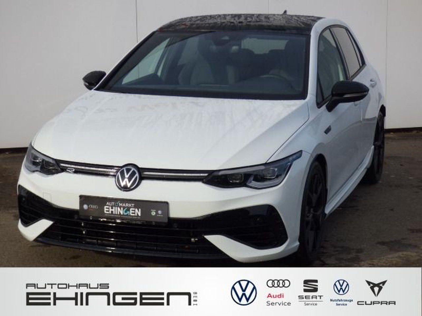 Volkswagen Golf VIII 8 R 2.0 TSI 4MOTION DSG Panorama Matrix Navi Kamera