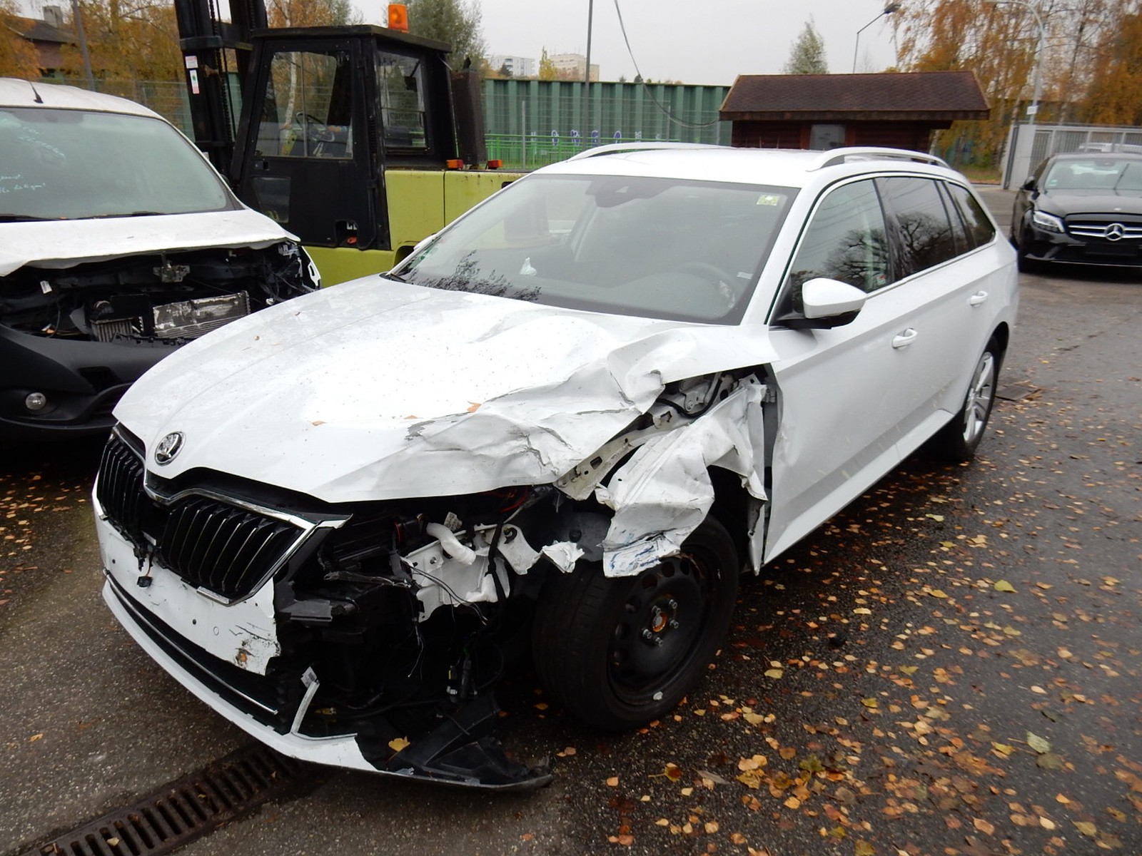 Skoda Superb Combi Style 2.0 TDI Navi.
