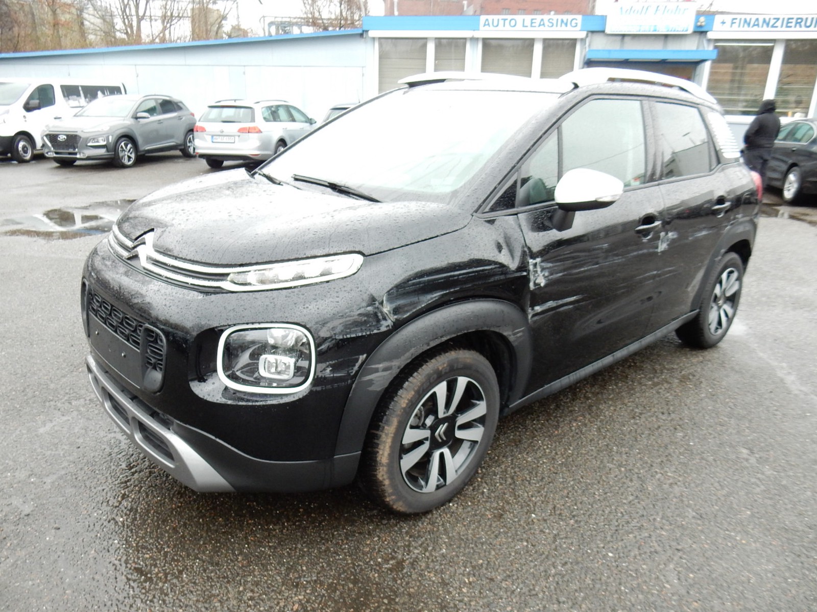 Citroen C3 1.2 i Aircross Shine Navi. Klima. Head up. Panoramadach.