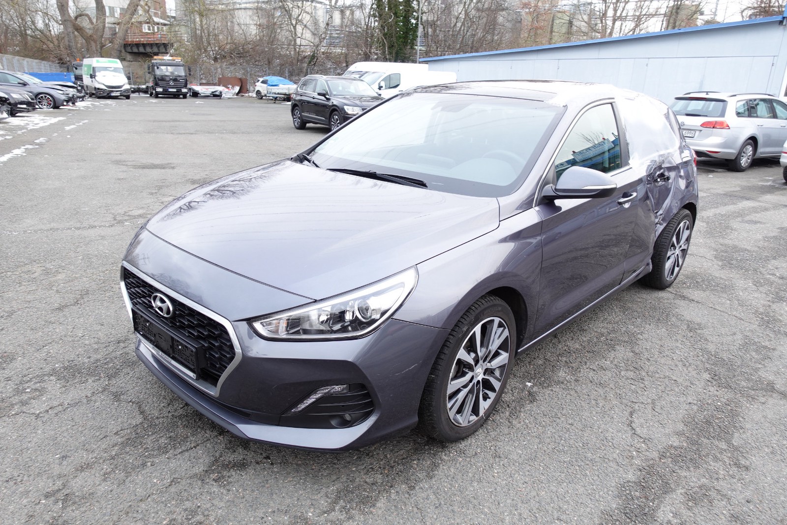 Hyundai i 30 1.4 T Style Kamera. Alu. Panoramadach. AHK. SHZ.