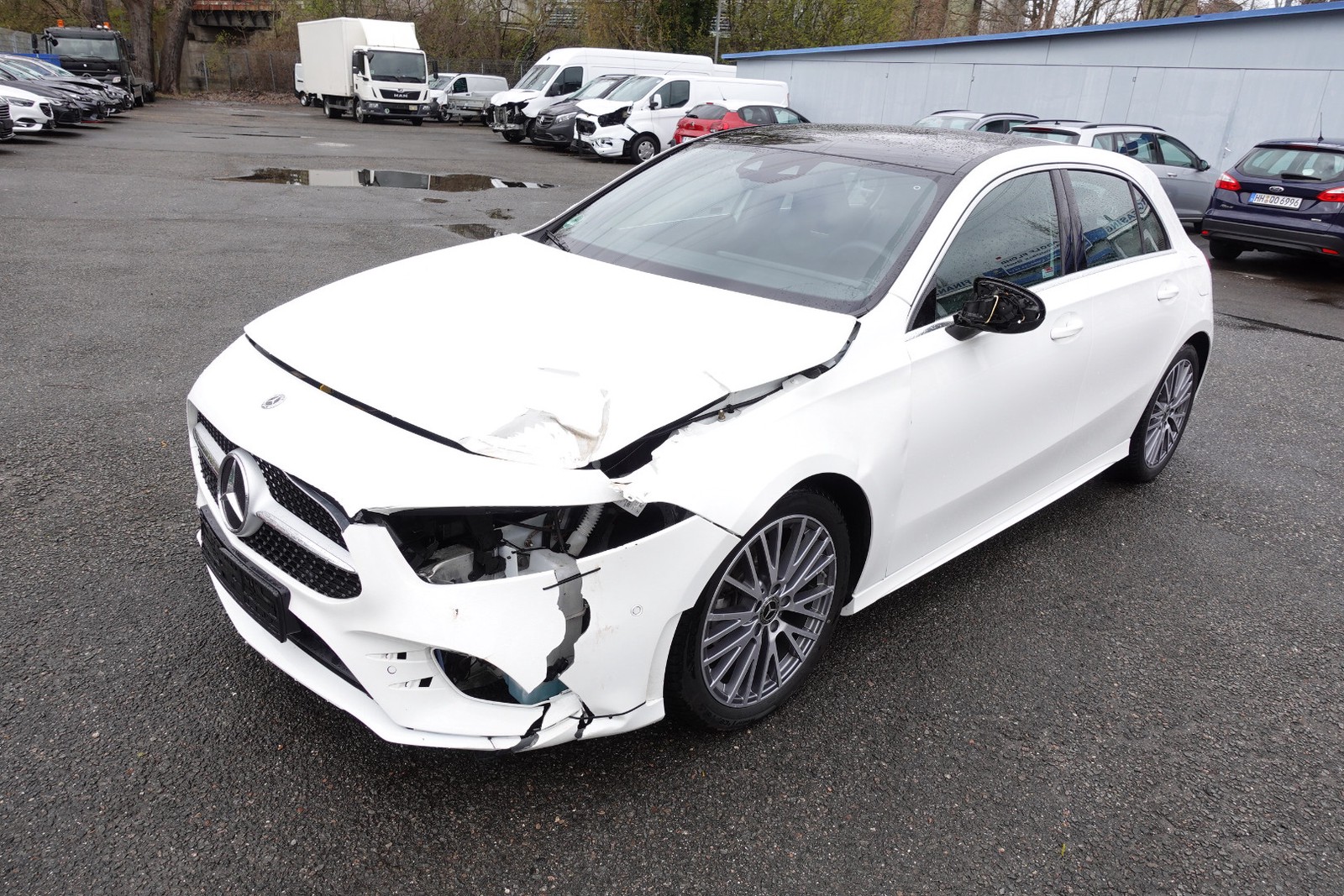 Mercedes-Benz A 200 d Autom. AMG Line Navi. Panoramadach. SHZ. PDC.