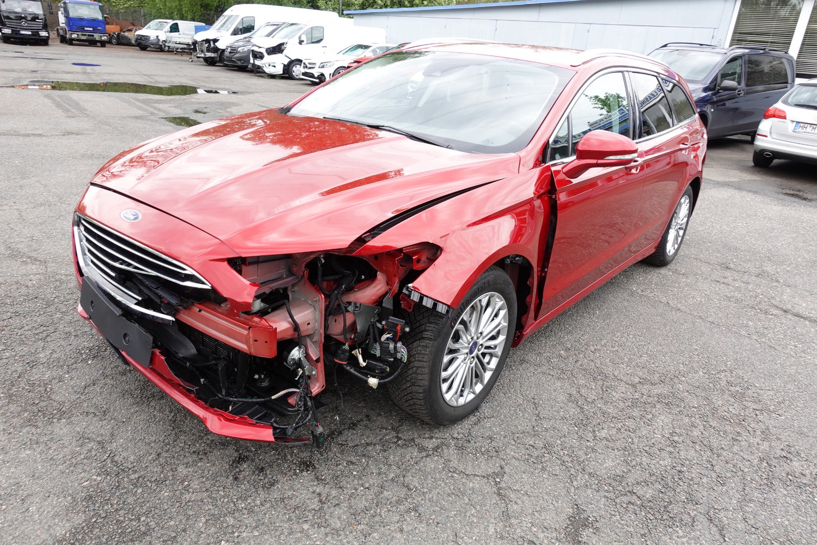 Ford Mondeo Turnier 2.0 D Titanium Kamera. Navi. Alu.SHZ.PDC.