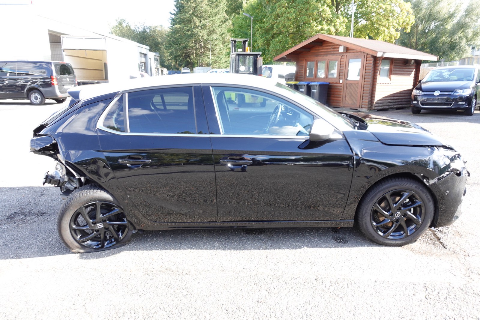 Opel Corsa F 1.2 i Elegance Klima. Alu. SHZ. PDC.