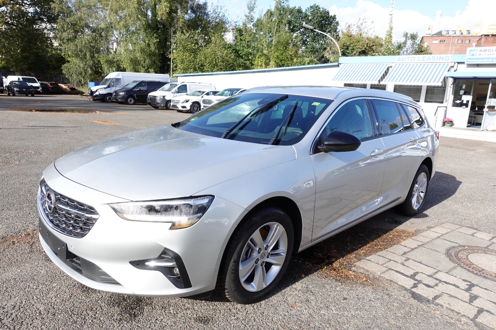 Opel Insignia B Sports Tourer 2.0 D Autom. Elegance Überflutungsschaden. Navi.Kamera.SHZ.PDC.