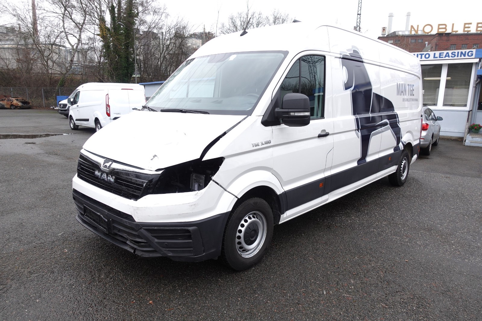 MAN TGE Kasten 3.180 Maxi Hochdach FWD Automatik. Klima. PDC.