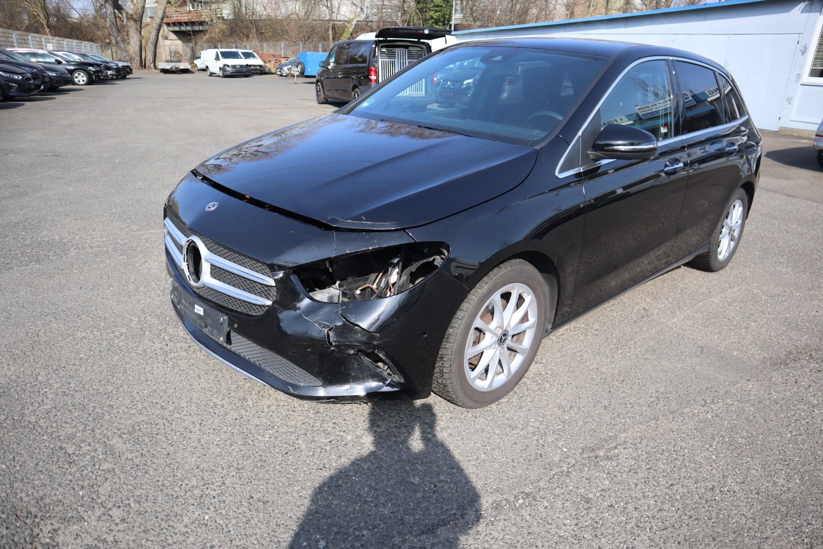 Mercedes-Benz B 180 i G7 Autom. Business Kamera. Navi. Klimaaut. SHZ.PDC. Alu.