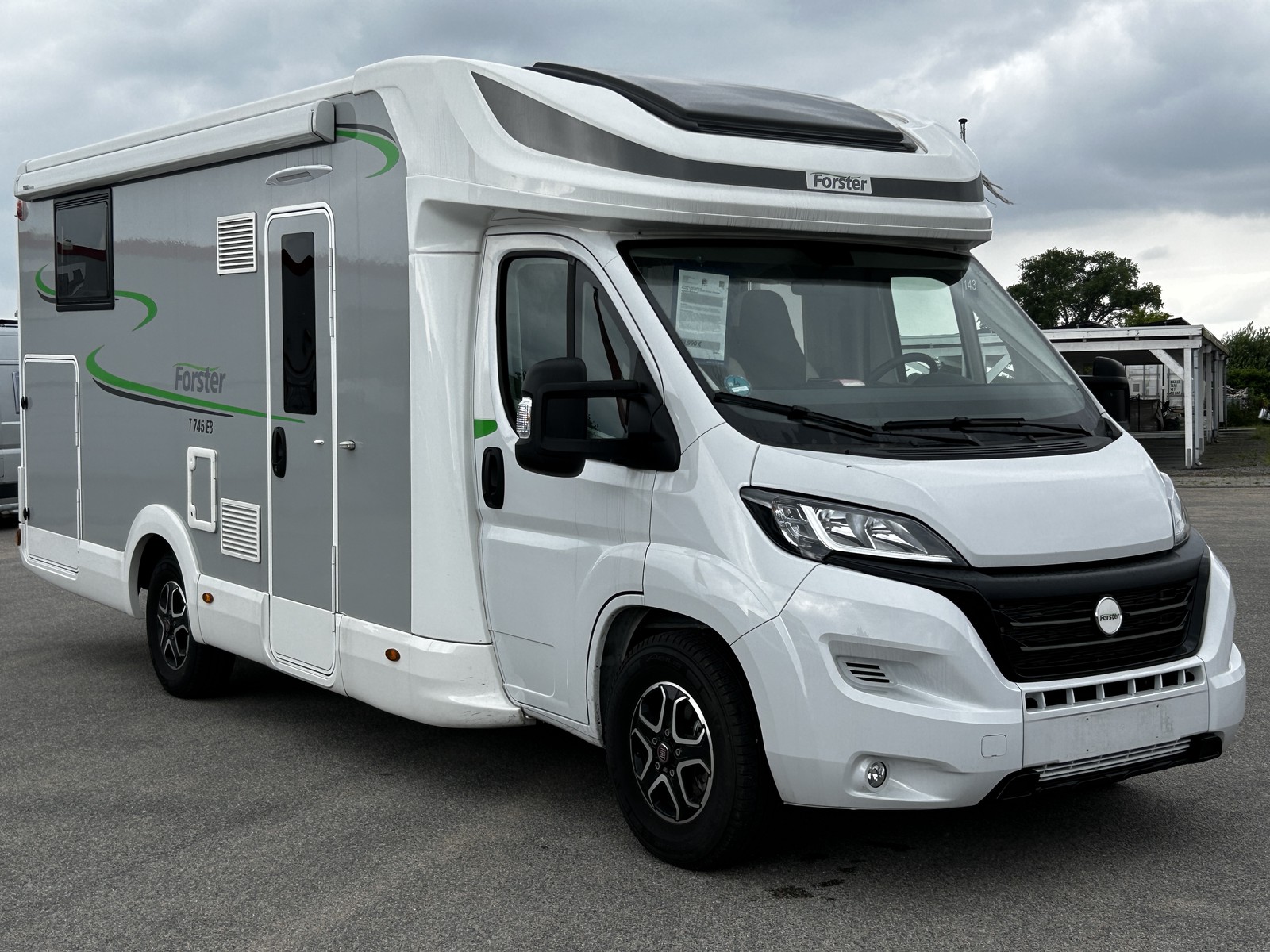 Forster T745 EB 10 Jahre Edition Markise Kamera Multimedia