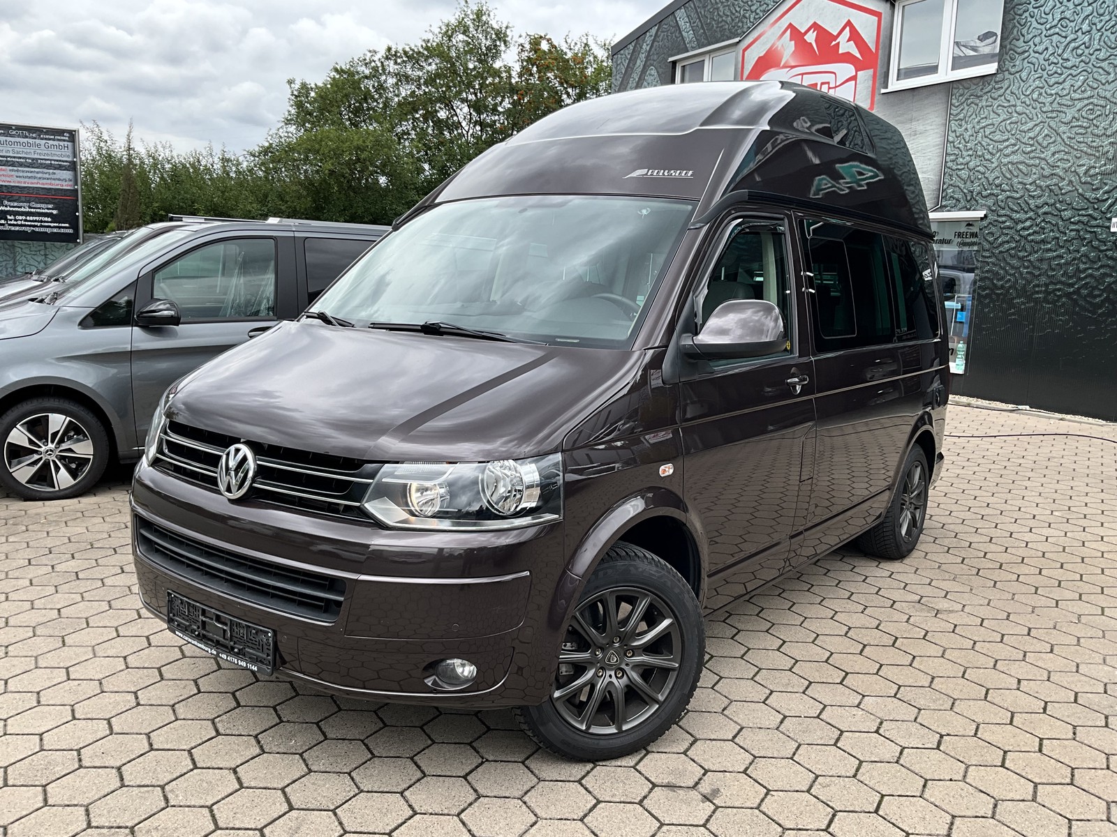 Volkswagen T5 California Comfortline DSG AHK PDC Bearlock