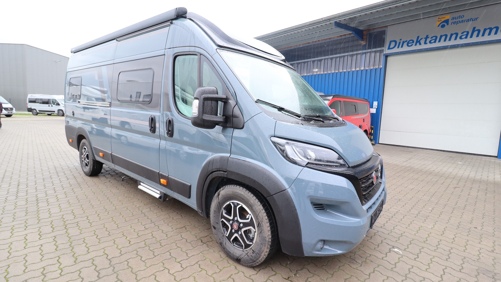Eura Mobil VAN 635 EB Automatik Mondial Plus Paket Solar Skyroof 35H